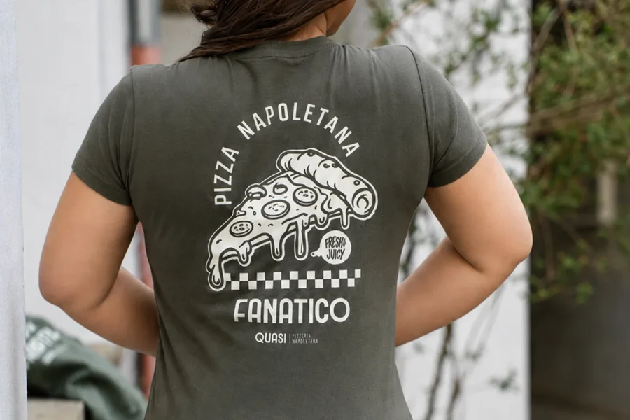 Quasi Pizza Fanatico női póló